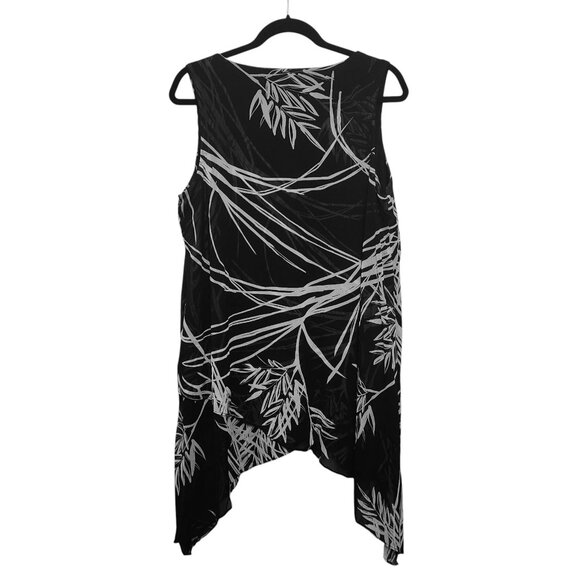Alfani Black White Mesh Leaf Printed Stretchy Sleeveless Top Size 0X - Picture 2 of 6